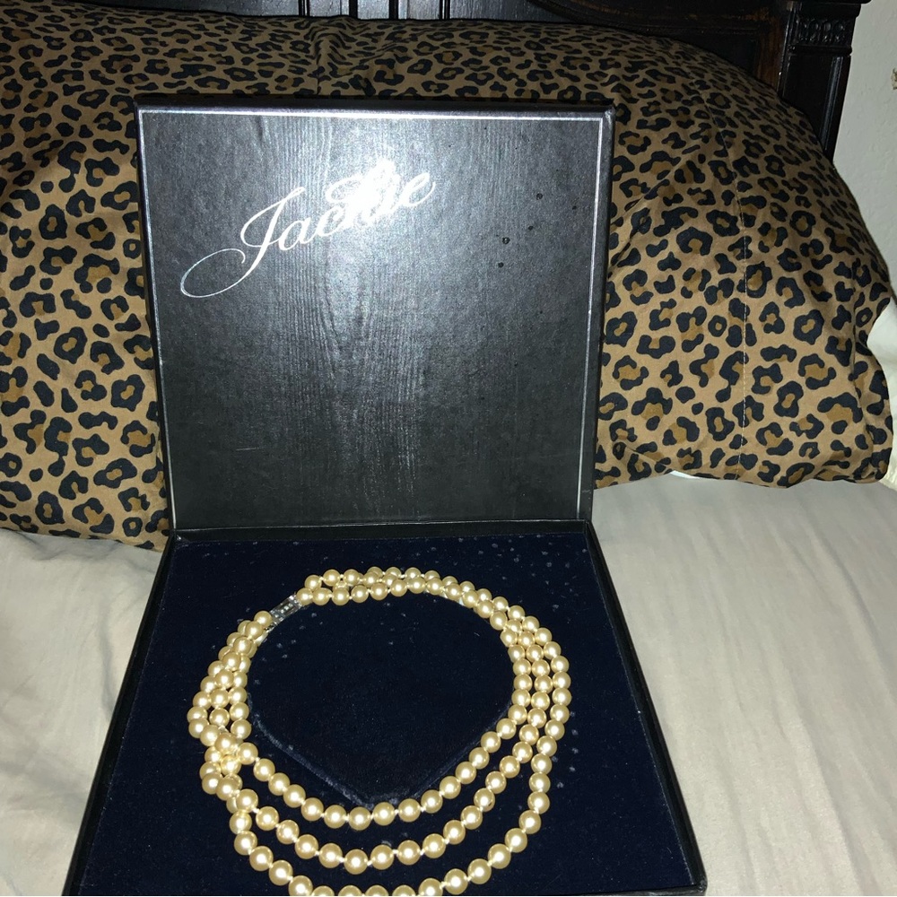 1960’s ❤️JACKIE COLLECTION PEARLS W/ORIGINAL BOX! Highly collectible …Franklin